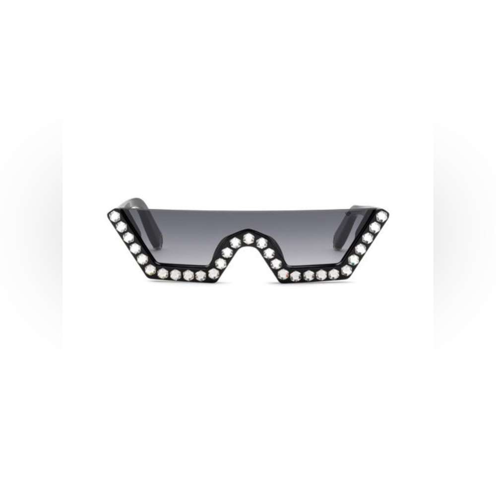 PHILIPP PLEIN
SUNGLASSES PLEIN CRYSTAL LUX WITH CRYSTALS